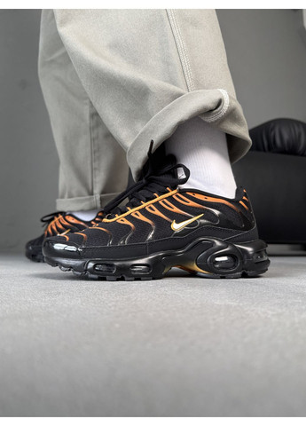 Чорні Осінні кросівки чоловічі nike air max tn plus black / orange nik-0538 найк аір макс тн плюс No Brand