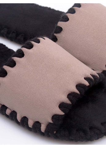 Бежевые домашние тапочки Family Story