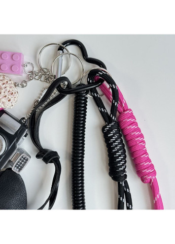 Брелок подвес с игрушечным фотоаппаратом, таксой и шнурками на сумку, рюкзак или ключи. B&S (368827081)