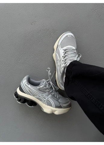Белые демисезонные кроссовки мужские asics gel-kinetic fluent white/silver асикс гель белые No Brand