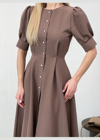 Темно-бежевое платье Garna однотонное