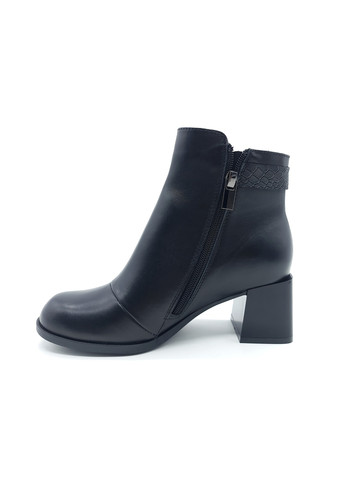 Осенние женские ботинки черные кожаные p-19-4 235 мм(р) patterns