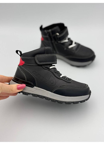 Черные осенние стильные и качественные демисезонные ботиночки для мальчиков Clibee