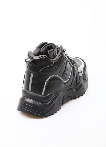 Черные демисезонные кроссовки Qwest Original