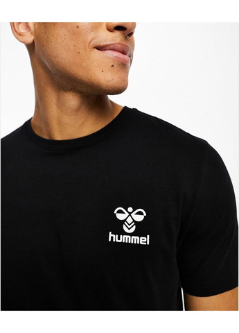 Чорна футболка regular fit Hummel
