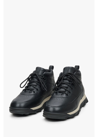 Черные зимние ботинки, цвет черный Estro