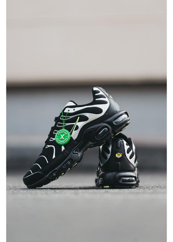 Серые демисезонные кроссовки мужские nike air max tn plus black green найк аир макс тн плюс No Brand