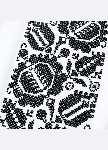 Белая вышитая мужская футболка белая с черным растительным узором. Ladan