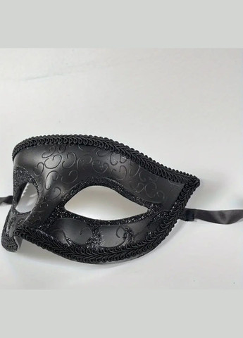 Карнавальна маска пластикова унісекс one size чорний Jannet Маска (322870864)