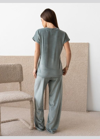 Оливковая всесезон оливковая велюровая пижама со свободными брюками ISSA PLUS