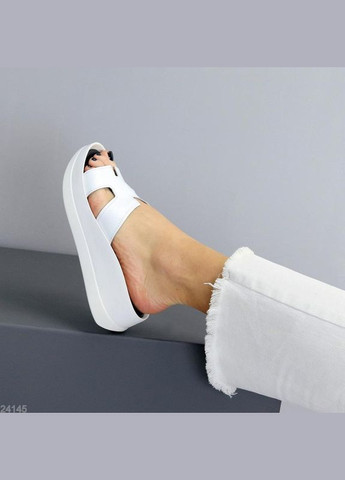 Білі шкіряні жіночі шльопанці, білі шльопанці, білі шльопки код 24145 Garti (336338021)