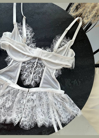 Белый комплект нижнего белья Domino