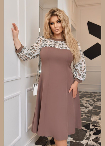 Бежевое женское комбинированное платье цвет капучино р.48/50 451104 New Trend