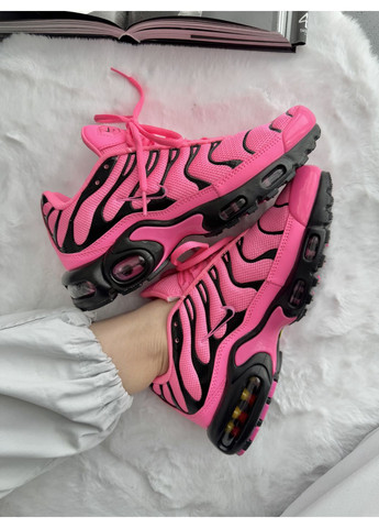 Розовые демисезонные кроссовки мужские nike air max tn neon pink / black найк аир макс тн плюс No Brand