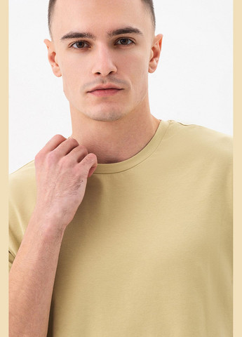 Зеленая футболка luxury Gen