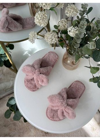 Розовые женские тапки розовые меховые с бантом / домашние тапочки розового цвета из мягкого искусственного меха / уютные женские тапочки No Brand