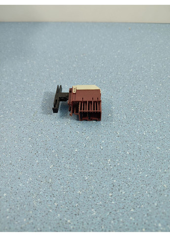 Кнопка для стиральной машины 461971037061 WHIRLPOOL (361863821)