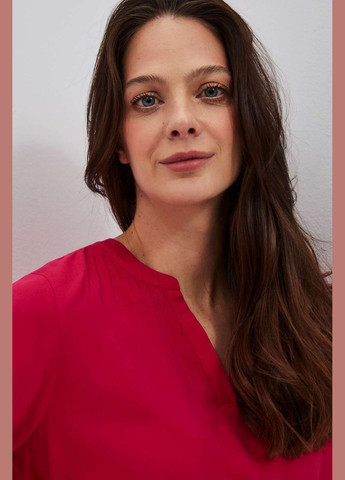 Червона блузка Moodo