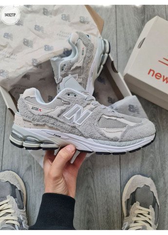 Сірі Осінні кросівки чоловічі new balance 2002r protection pack light gray нью беланс 2002r No Brand