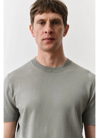 Хаки (оливковая) футболка H&M
