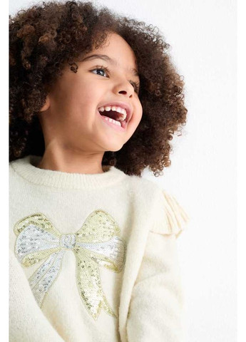 Бежевий демісезонний светр з рюшами та паєтками C&A