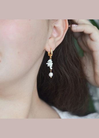 Сережки натуральний Корал білий і Перли, гіп-ний сплав колір золото d-8х6мм+- L-42мм No Brand Підвіски (335054176)