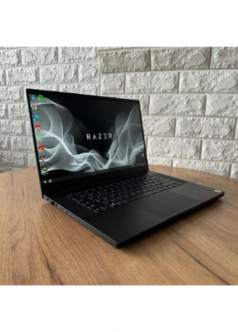 Игровой ноутбук Blade 15 RZ09-0328 / 15.6" (1920x1080) IPS / intel Core i7-10750H (6 (12) ядер по 2.6 - 5.0 GHz) / 16 GB DDR4 / Razer (398146941)