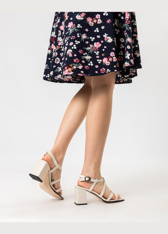 Бежевые босоножки (1182ла) Marigo