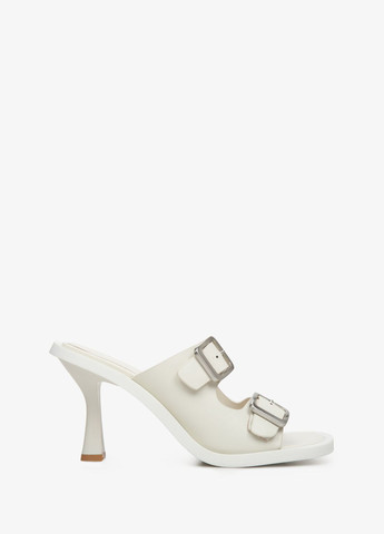 Шльопанці, колір молочний Estro (299776121)