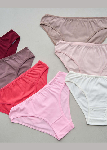 Набір жіночих базових трусиків тижневок - 7 шт Nicoletta (340277005)