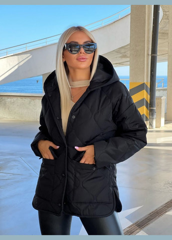Чорна демісезонна стильна куртка з плащівки на утеплювачі: силікон 200+підкладка, куртка на кнопках та з капюшоном у чорному кольорі No Brand 1039-2