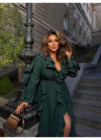 Изумрудное праздничный, коктейльное, вечернее длинное платье с оборками а-силуэт Україна однотонное