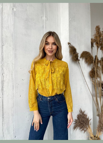 Жёлтая блуза ткань гипюр фабричный пошив No Brand