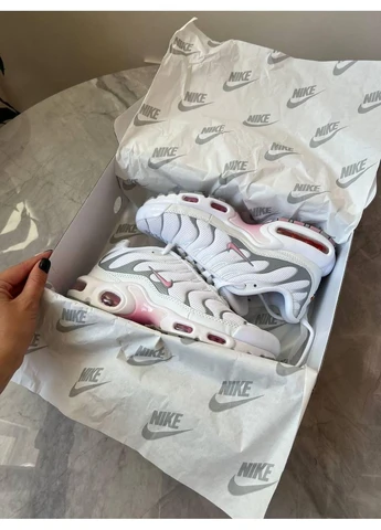 Белые летние кроссовки nike air max tn white pink найк аир макс тн плюс No Brand