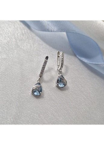Серебряные длинные серёжки с подвеской Капельки с Голубыми камнями серебро 925 пробы Родированое 72239г 3.88г Nobrand (370438635)