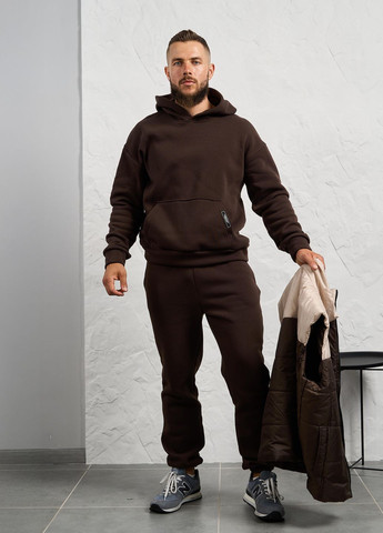 Коричневый зимний спортивный костюм тройка мужской зимний (жилетка + худи + штаны) тройка, брючный No Brand
