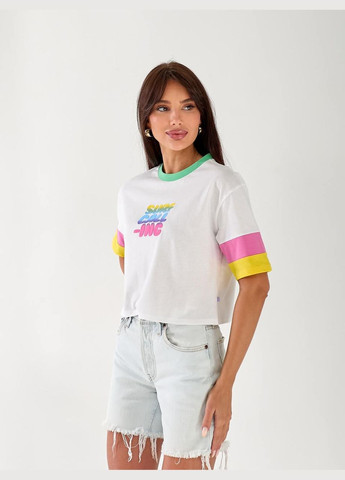 Женская яркая футболка с надписью белого цвета 33300 Fashion - (333935343)