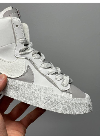 Сірі Осінні кросівки чоловічі nike blazer mid x sacai grey white найк блейзер No Brand