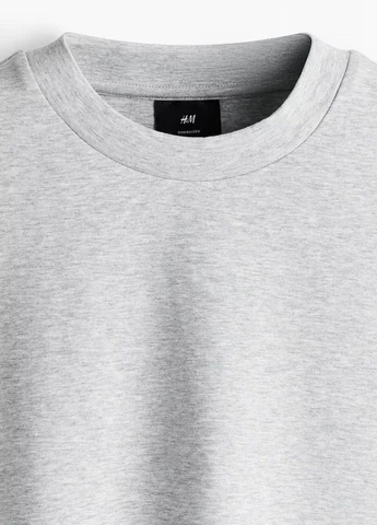 Светло-серая футболка H&M