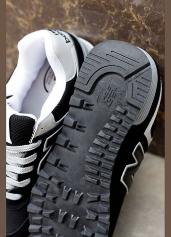 Черные всесезонные кроссовки Vakko