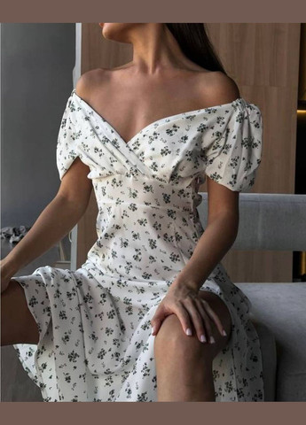 Білий сукня софт з ідеальною посадкою та вирізом No Brand