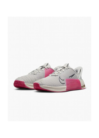 Кросівки жіночі Metcon 9 Easyon Workout Shoes Grey Nike сірі (364837098)