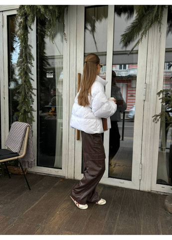 Біла демісезонна куртка жіноча KaraMix