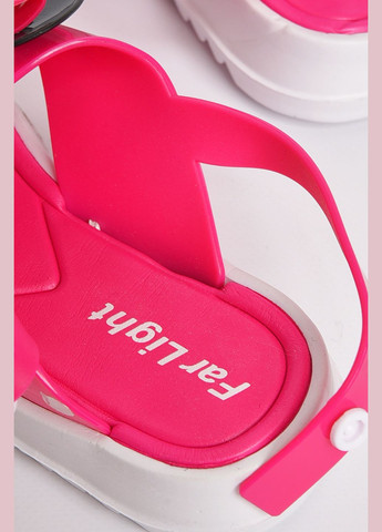 Босоніжки дитячі для дівчинки темно-рожевого кольору Let's Shop (302713182)