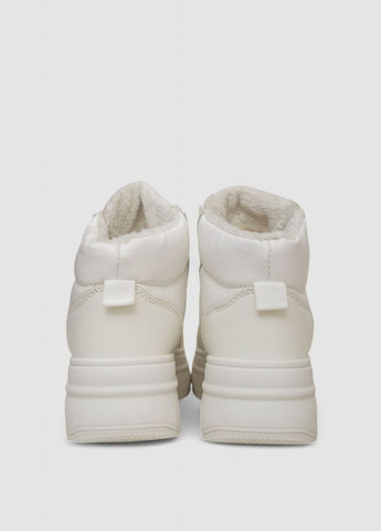 Кросівки жіночі зимові на хутрі, колір чорний, 248RAM013 Stilli білі всесезони (313292269)