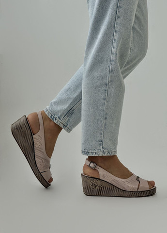 Босоніжки жіночі шкіряні на платформі Sherlock Soon (350935925)