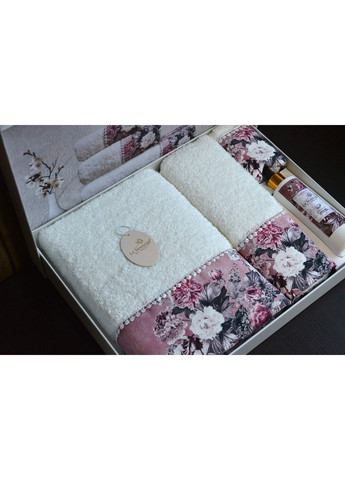 Подарунковий набір рушників з парфумами La Maison комбінований