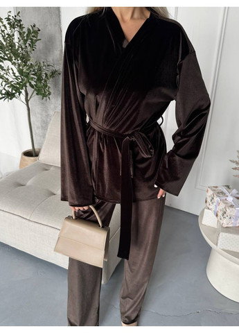 Костюм 1703 щільний якісний оксамит штани та кофта Україна (370348007)