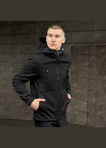 Чорна демісезонна чоловіча куртка soft shell з водовідштовхувальної плащівки Vakko