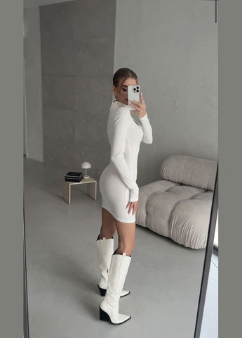 Белое кэжуал платье N.Family однотонное